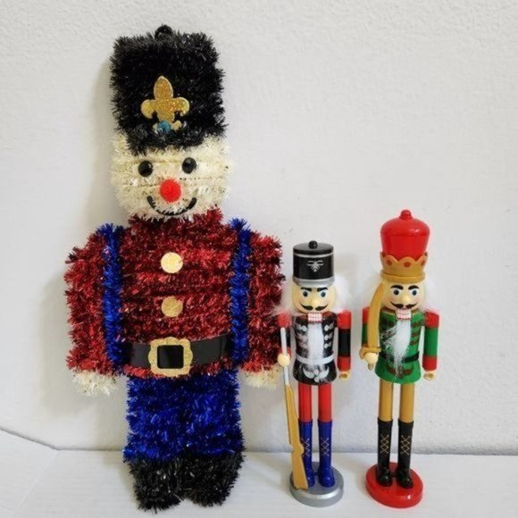 Nutcraker Soldiers Christmas Bundle - Picture 8 of 8